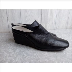 *Liz Claiborne ~ Black Leather Wedge Heels, Mules